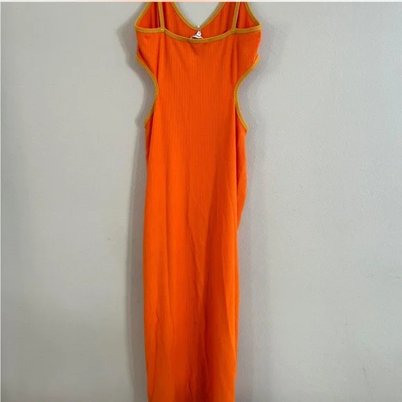 NWT Reformation Lilou Knit Dress - Picture 4 of 8